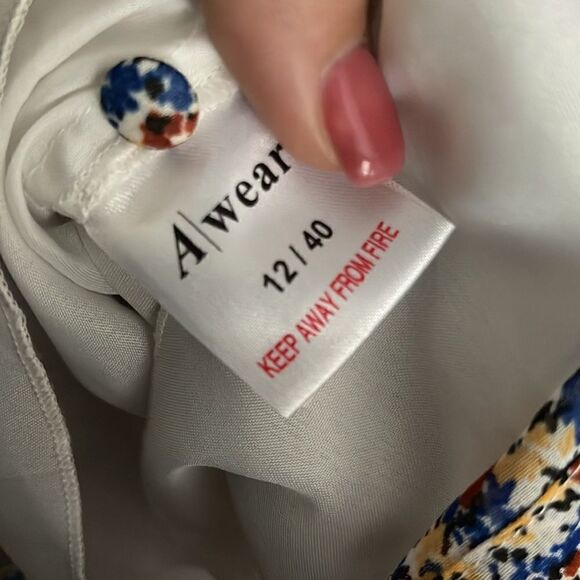 Floral Bohemian Dress with Sleeves! - Picture 8 of 10